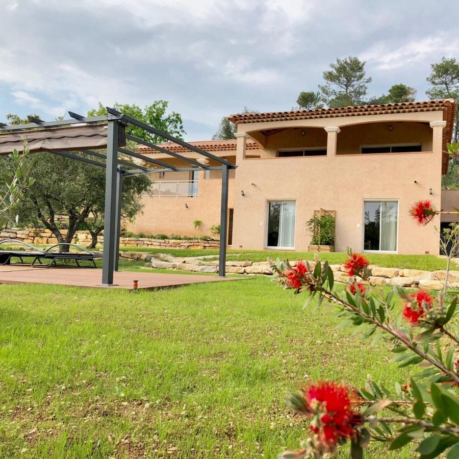La Villa Aux Oliviers Le Val Esterno foto